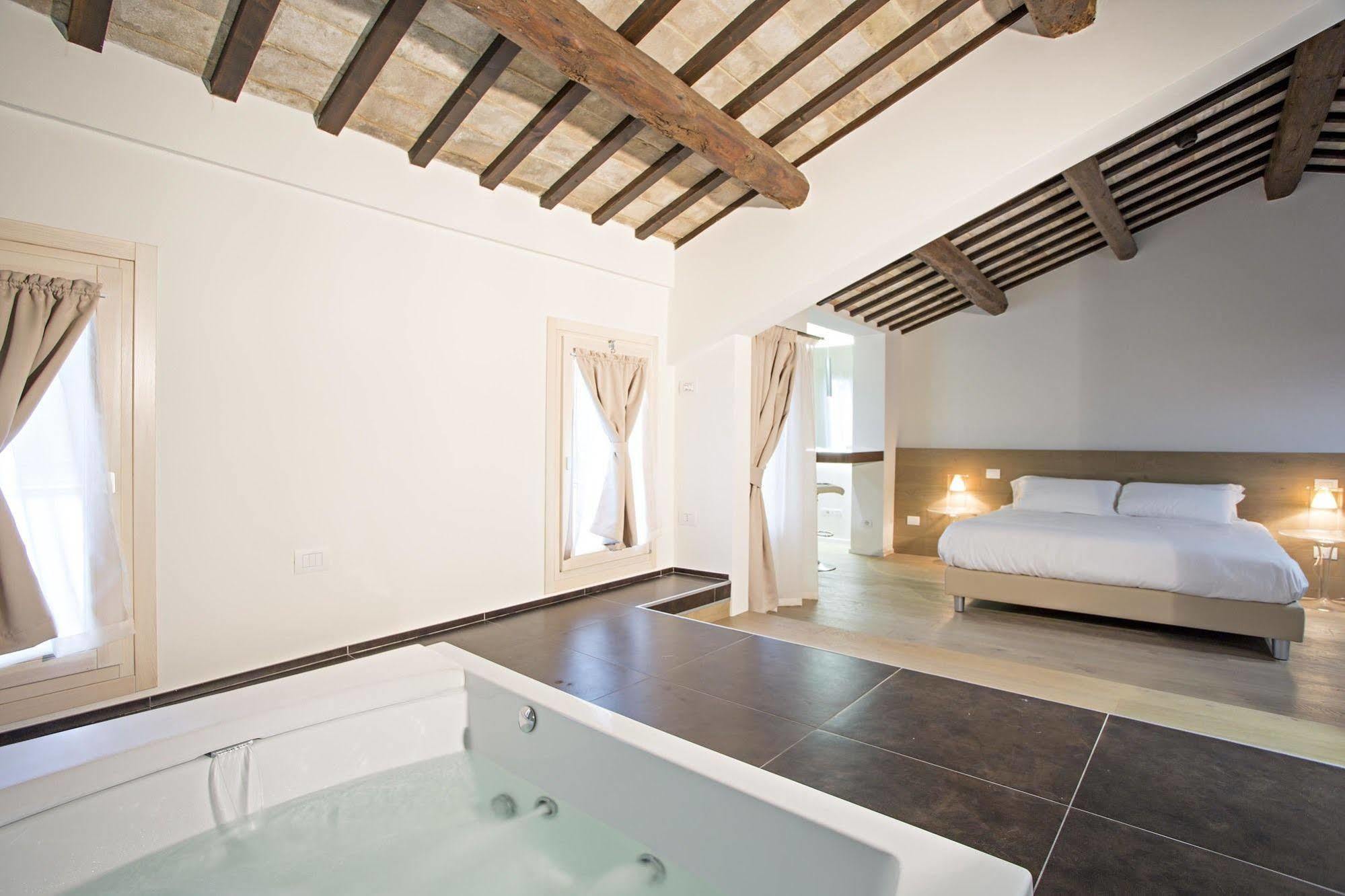 Borgoleoni 18 - Room And Breakfast Ferrara Exterior photo